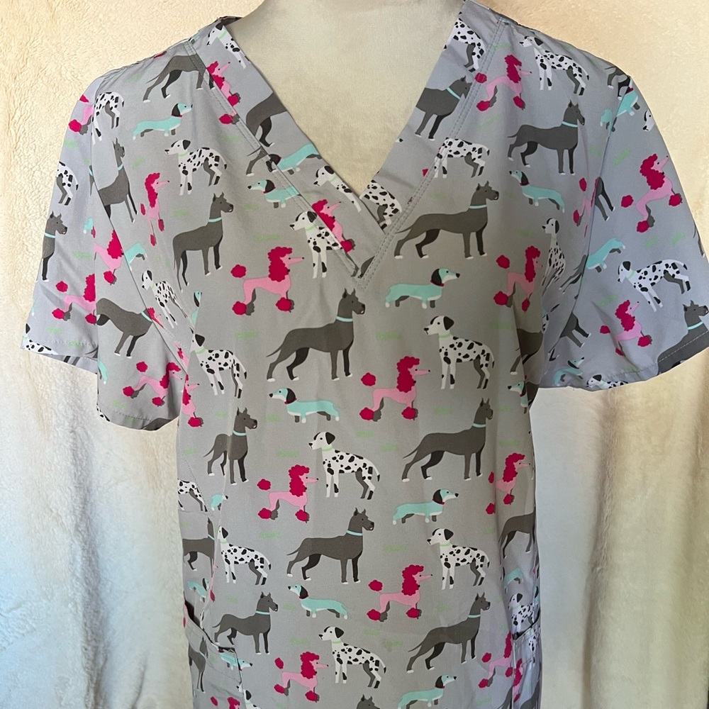 Maevn Women’s Scrub Tops